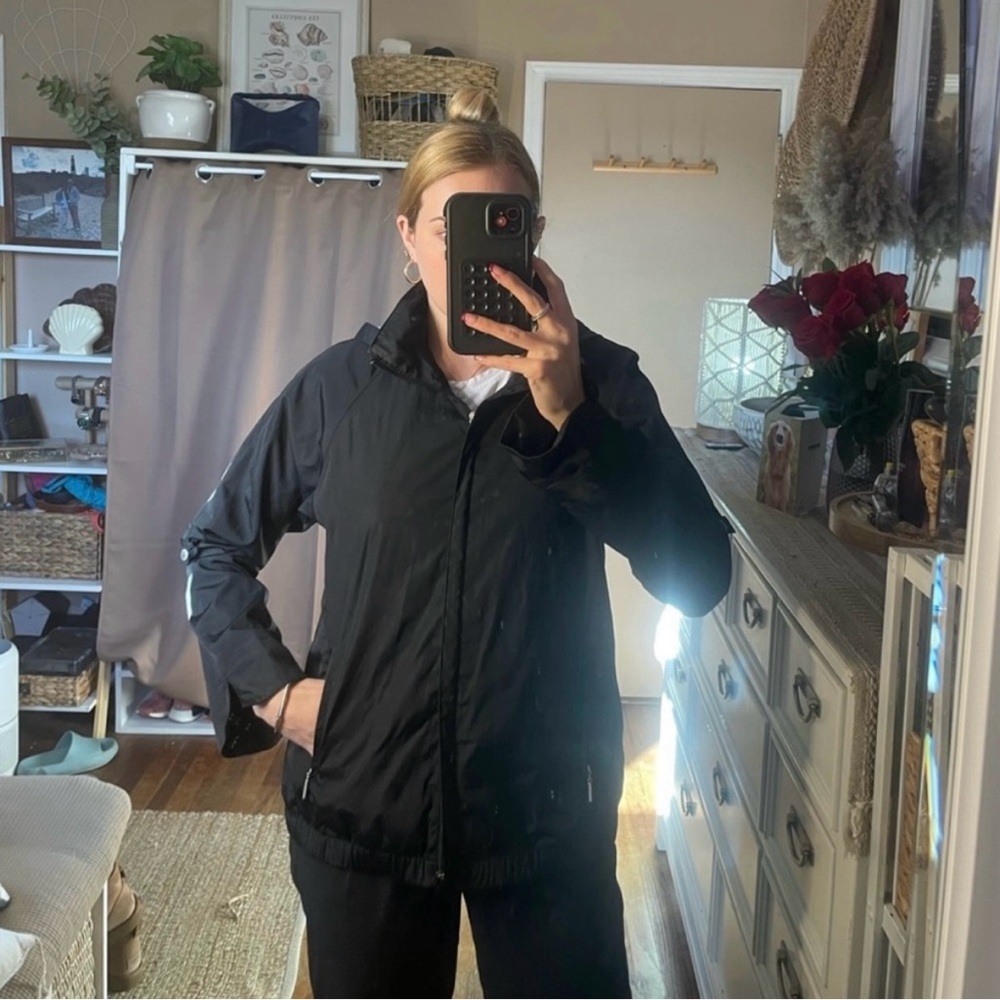 Jones New York sport black rain jacket coat with hood